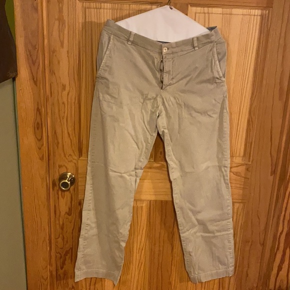 Men’s/teens southern tide khakis. - Picture 3 of 5